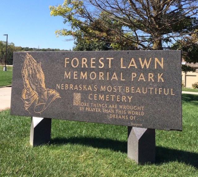 forestlawnsign
